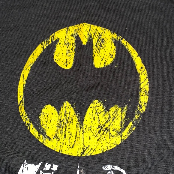 NWT - Batman Tee with Japanese Lettering - Small - Picture 3 of 6